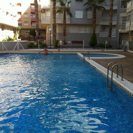 Exceptionnel Appartement En Espagne Torrevieja Luaran gambar