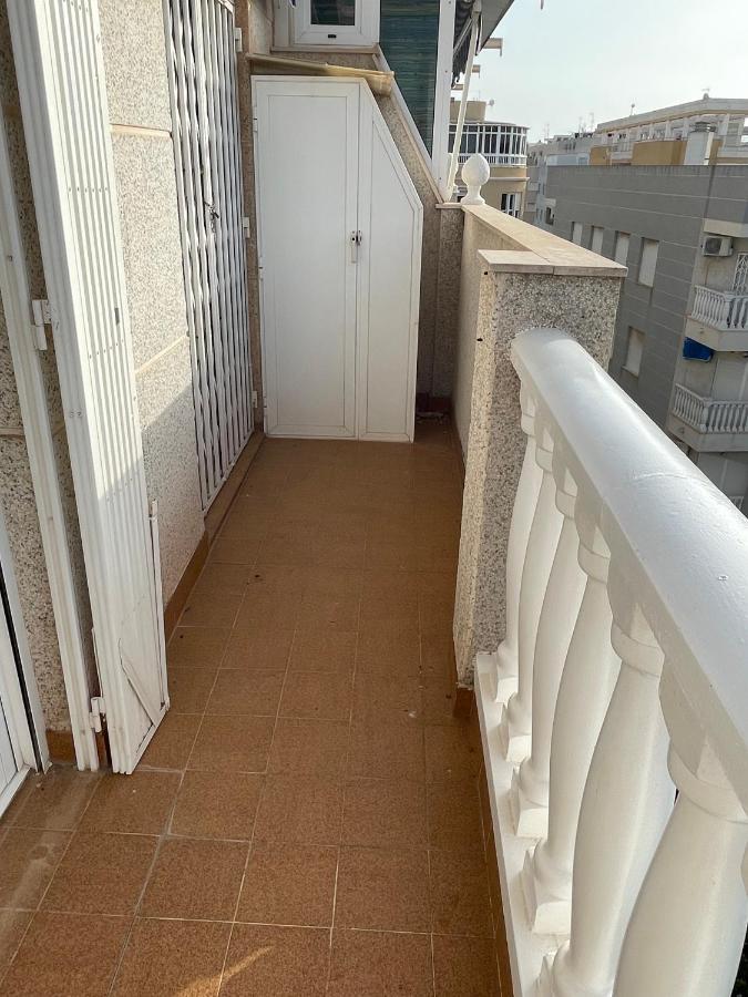 Exceptionnel Appartement En Espagne Torrevieja Luaran gambar